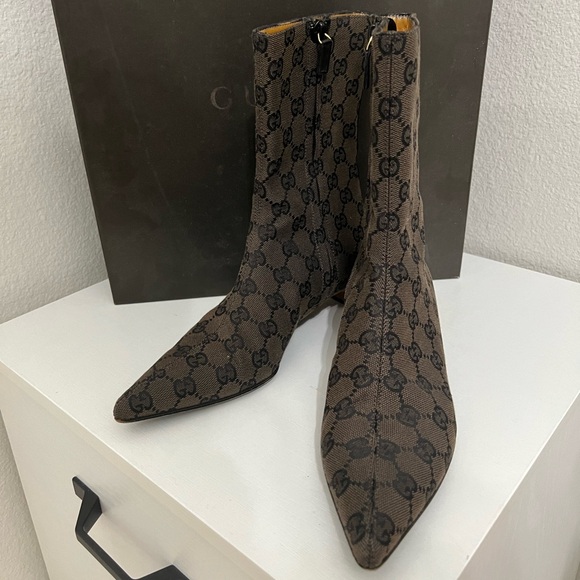 Authentic Gucci GG short boot - Picture 8 of 11